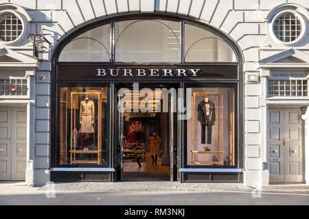 burberry shop in manchester